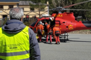 El último fin de semana de abril, se ha celebrado en las Montañas de la Sierra de Guadarrama un simulacro de rescate y atención sanitaria a múltiples víctimas en montaña. 